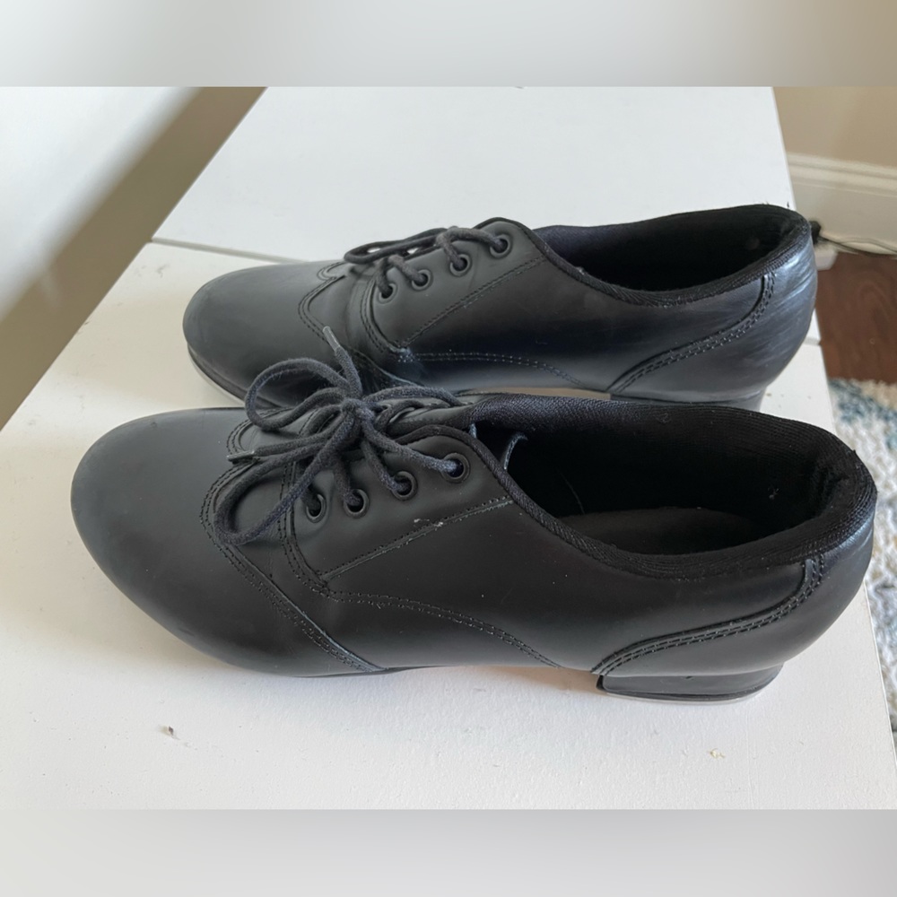 Tap shoes
